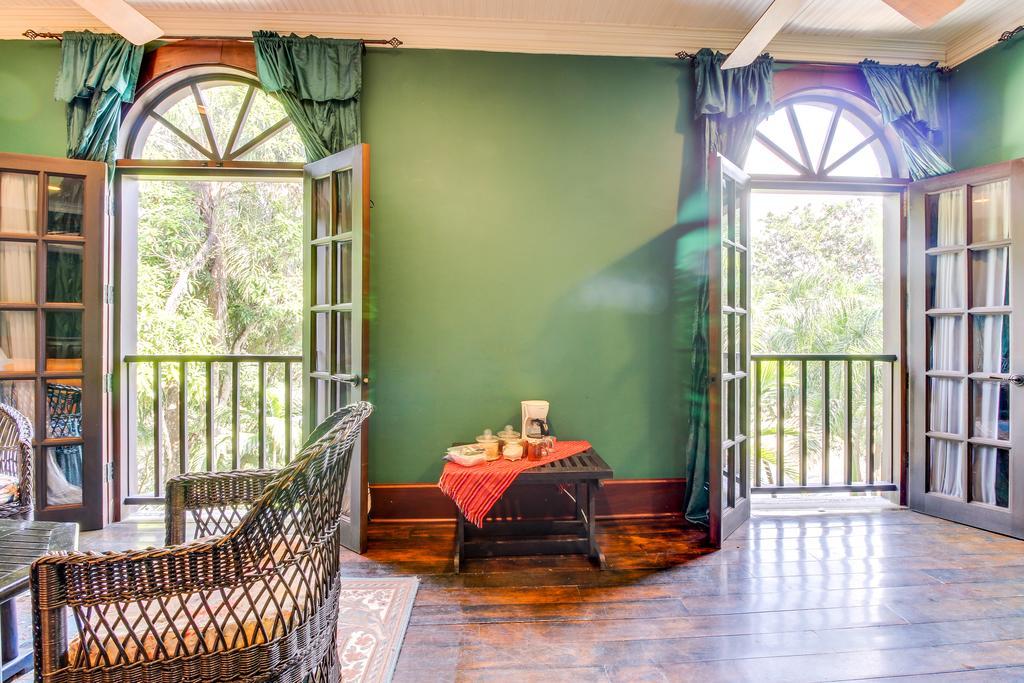 Colonial Suite @ Mahogany Hall San Ignacio Exteriér fotografie